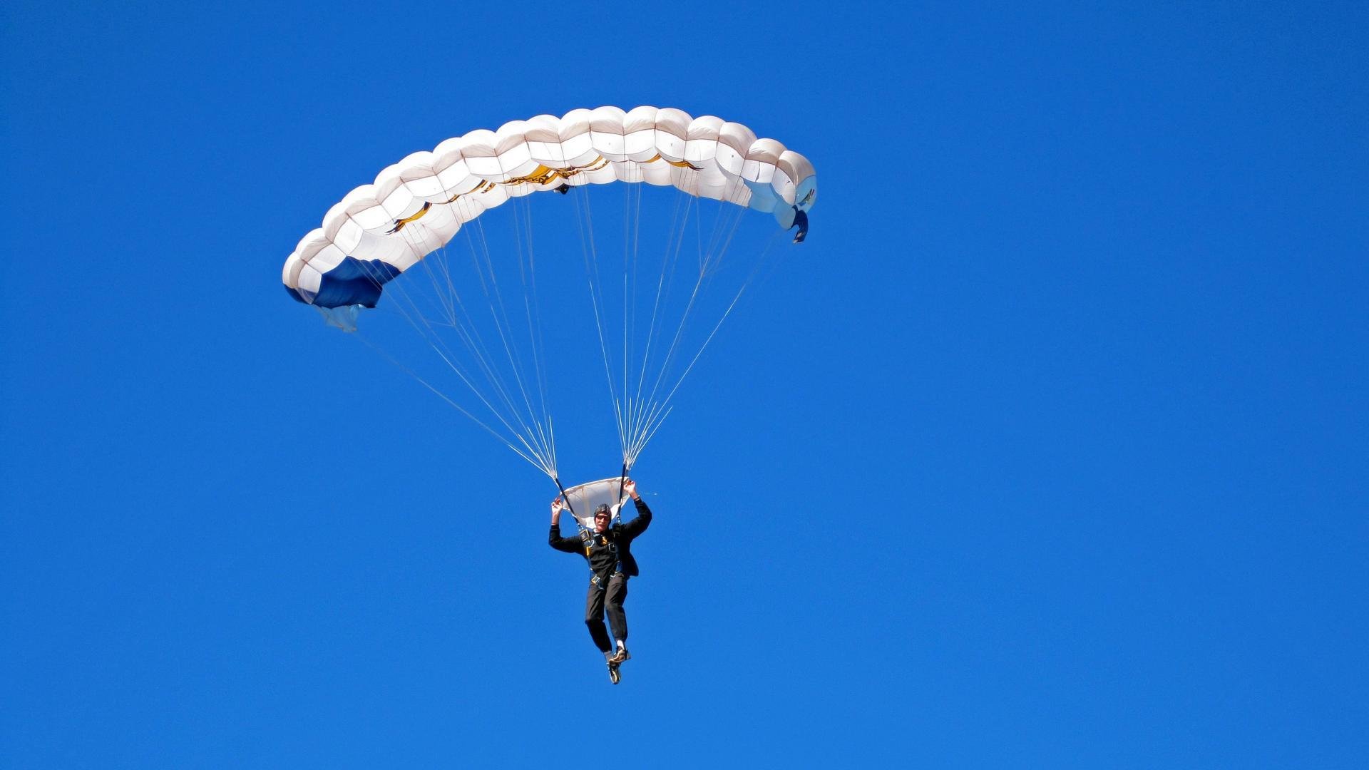 BLG黑马赛季爆冷震惊全网,赛场黑马